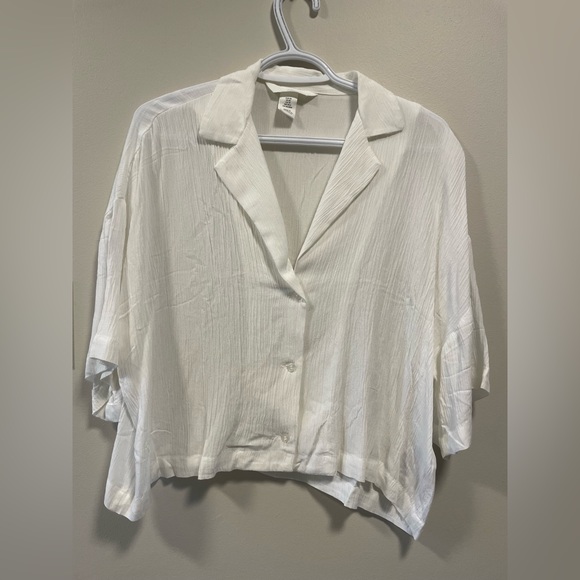 NWOT H&M Oversized Resort Shirt. XS - Picture 7 of 10